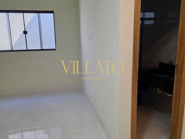 Casa para Venda em Goiânia - 3