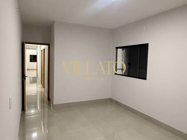 Casa para Venda em Goiânia - 4