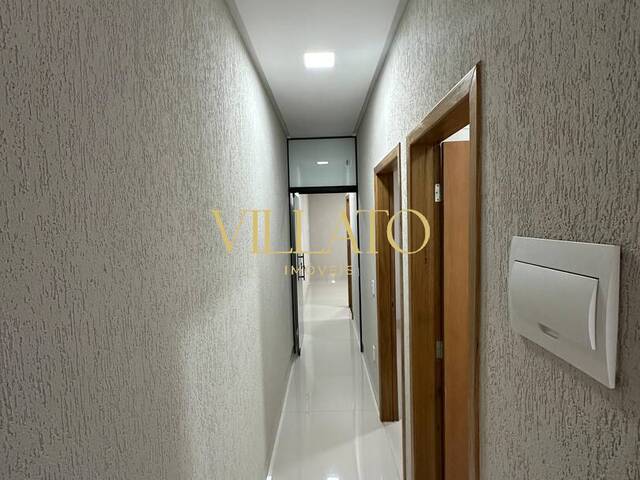 Casa para Venda em Goiânia - 4
