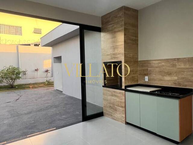 Casa para Venda em Goiânia - 4