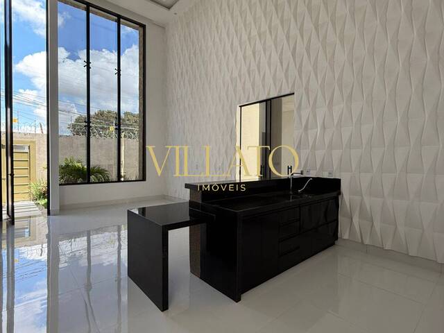Casa para Venda em Goiânia - 4