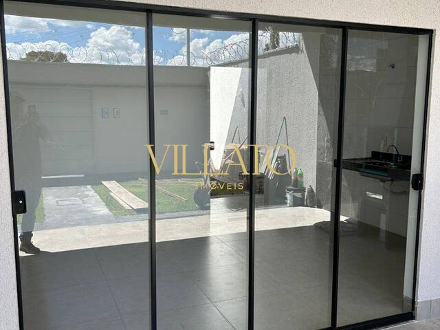 #1449 - Casa para Venda em Goiânia - GO