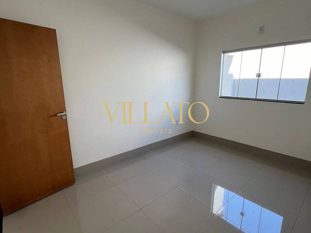 Casa para Venda em Goiânia - 3