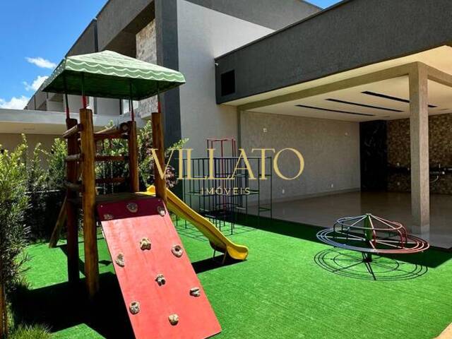 Casa para Venda em Goiânia - 3