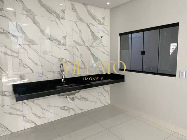 Casa para Venda em Goiânia - 3