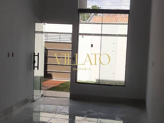 Casa para Venda em Goiânia - 3