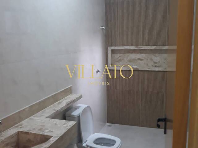 Casa para Venda em Goiânia - 4