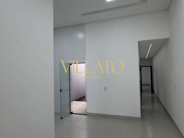 Casa para Venda em Goiânia - 3