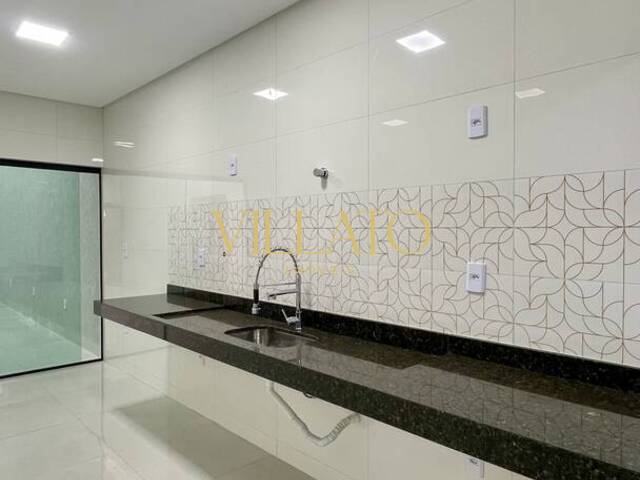 Casa para Venda em Goiânia - 3