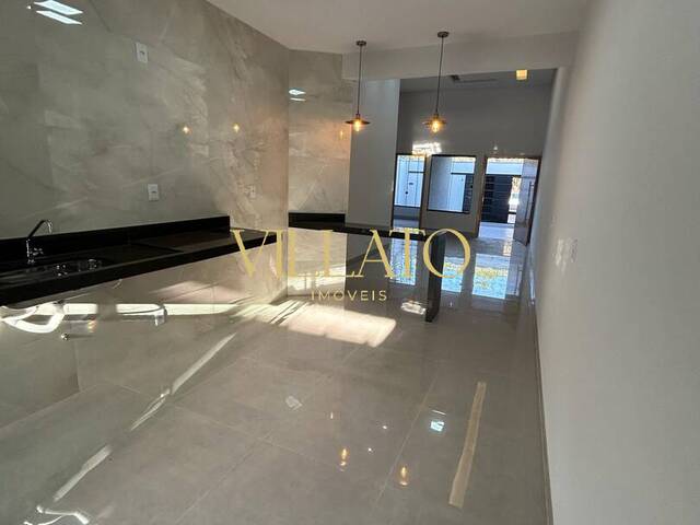 Casa para Venda em Goiânia - 4