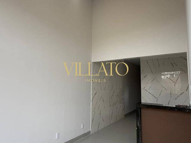Casa para Venda em Goiânia - 3