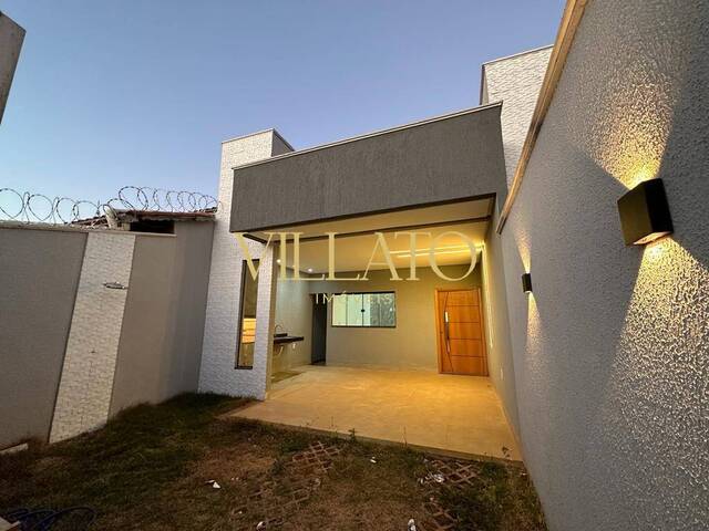 #2383 - Casa para Venda em Goiânia - GO - 2