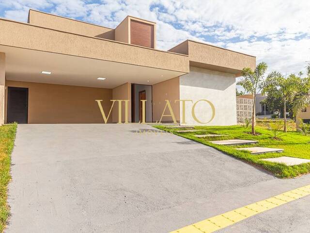 #2404 - Casa para Venda em Goiânia - GO - 3