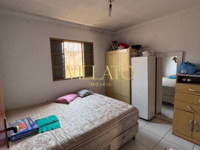 #2414 - Casa para Venda em Goiânia - GO - 2