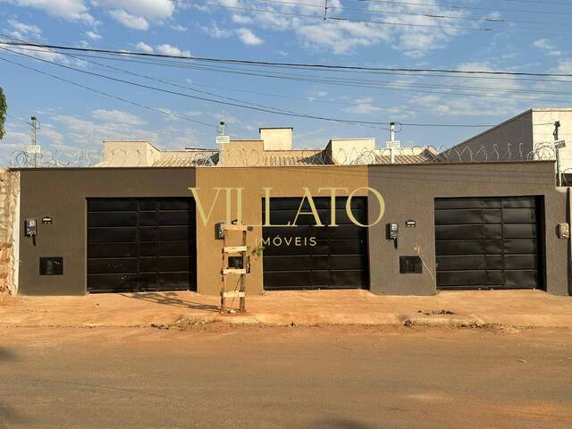 #2416 - Casa para Venda em Goiânia - GO - 3