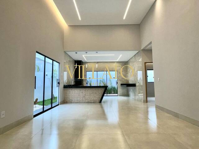 #2432 - Casa para Venda em Trindade - GO - 3