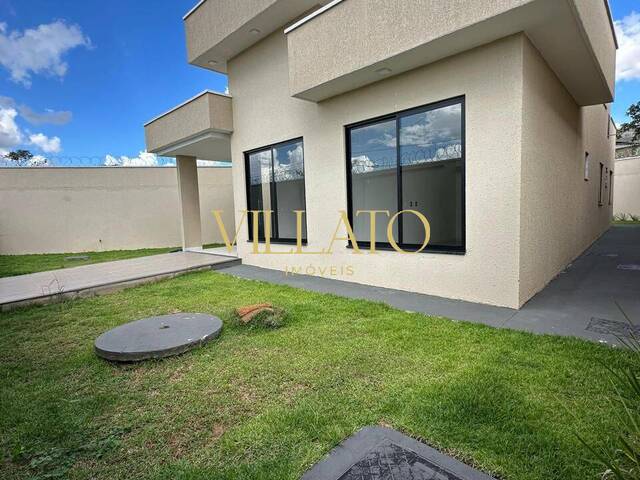 #2439 - Casa para Venda em Goiânia - GO - 1