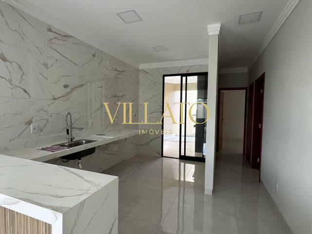 Casa para Venda em Goiânia - 4