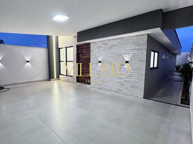 Casa para Venda em Goiânia - 3