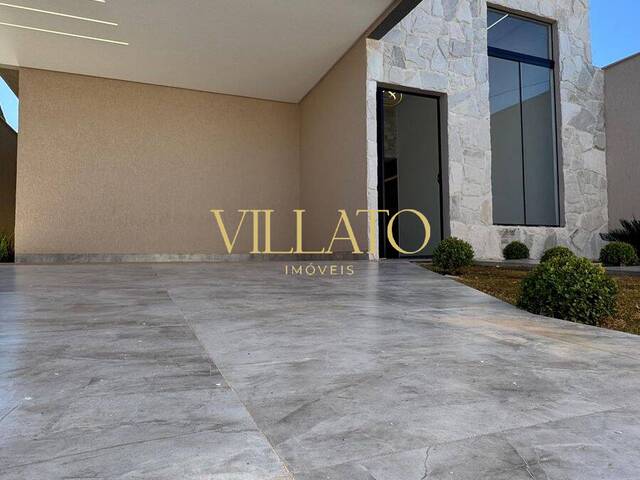 Casa para Venda em Goiânia - 3