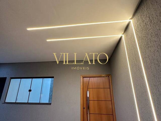 #2763 - Casa para Venda em Goiânia - GO - 1